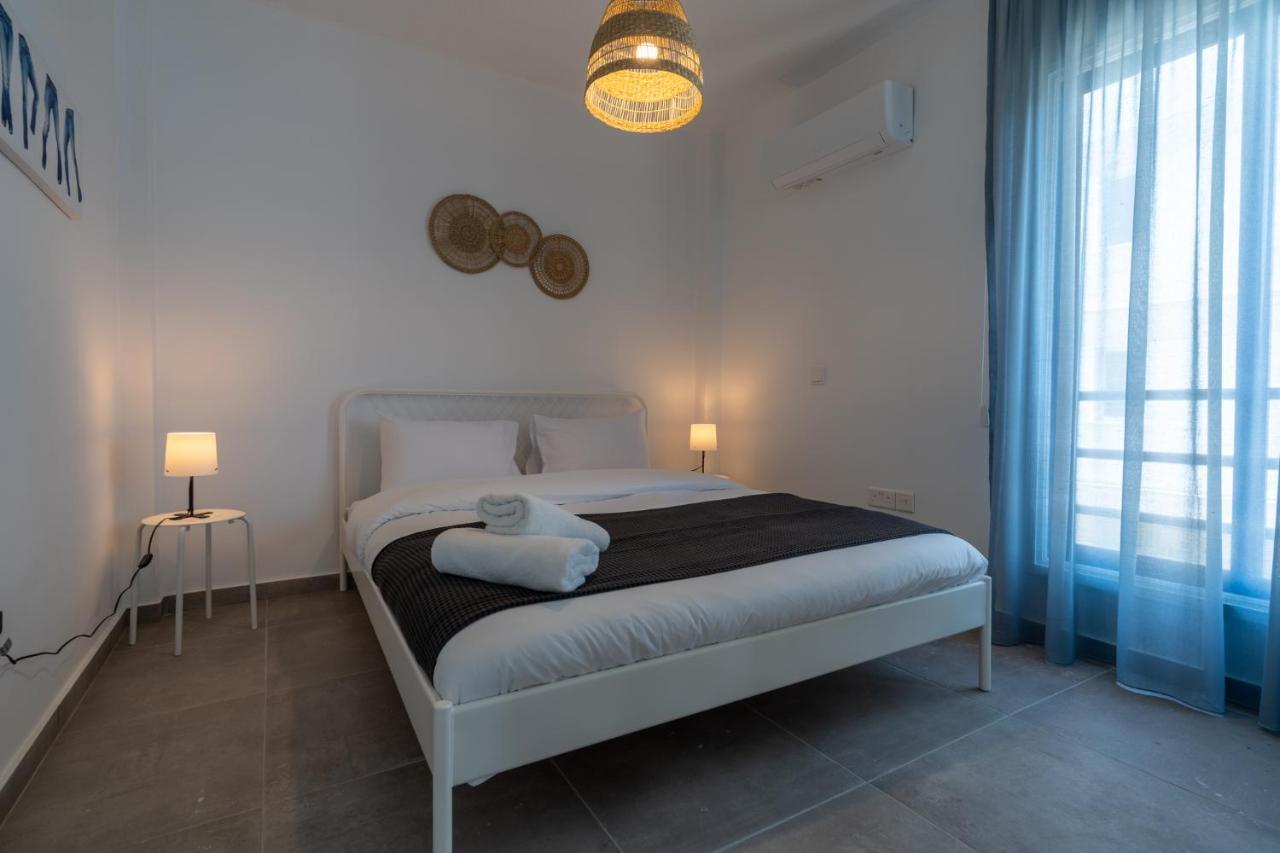Odyssey - Captivating 2-Bedroom Retreat In Larnaca Exteriér fotografie