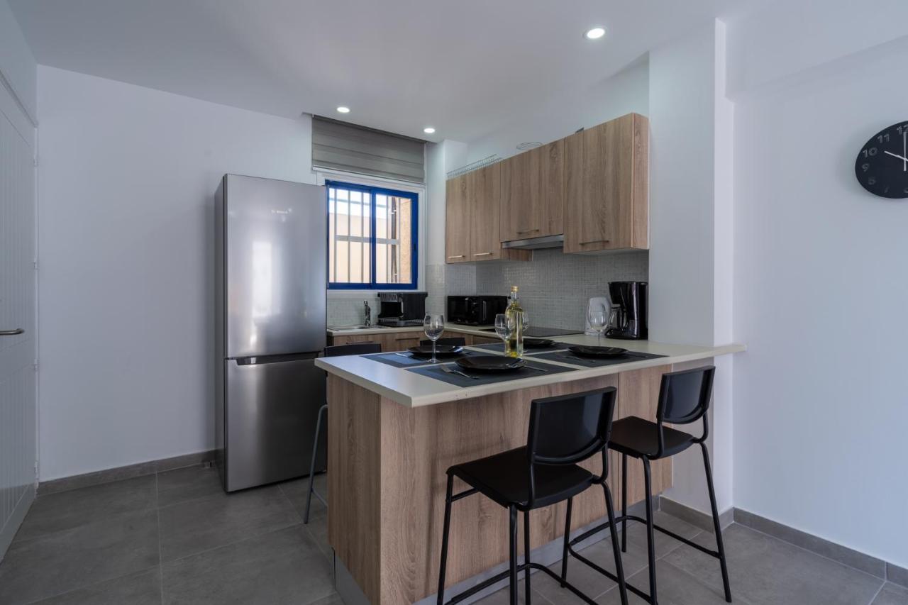 Odyssey - Captivating 2-Bedroom Retreat In Larnaca Exteriér fotografie